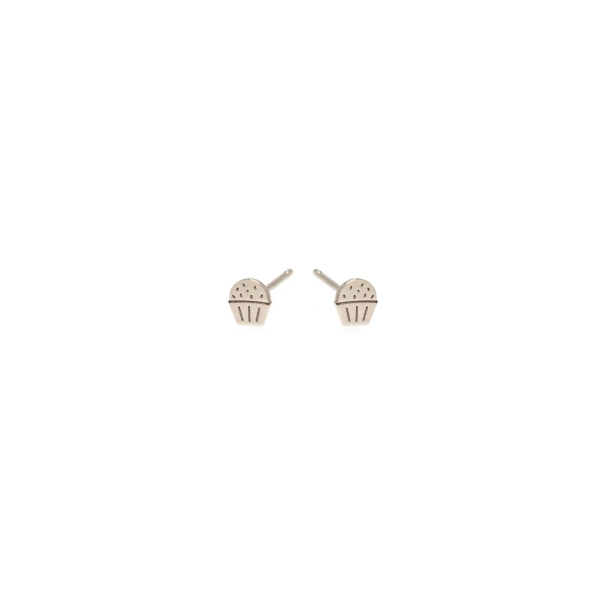 20x20 | Zoe Chicco | Candace Nelson | Itty Bitty Cupcake Stud