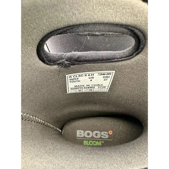 $80 NEW Bogs Kids Classic Waterproof Rain Boot Black/Green 4 Big Kid D94