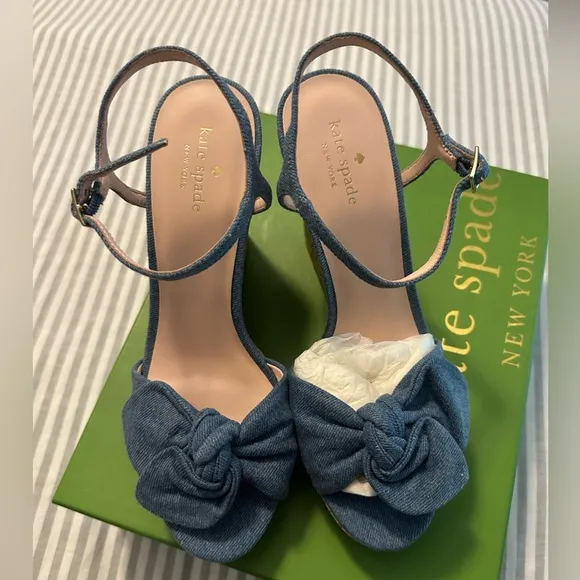Adorable Kate Spade Janae denim blue Wedge Sandals size 9