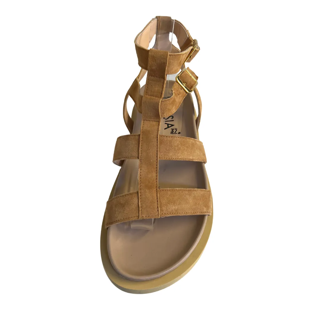 Fucsia Strappy Sandal