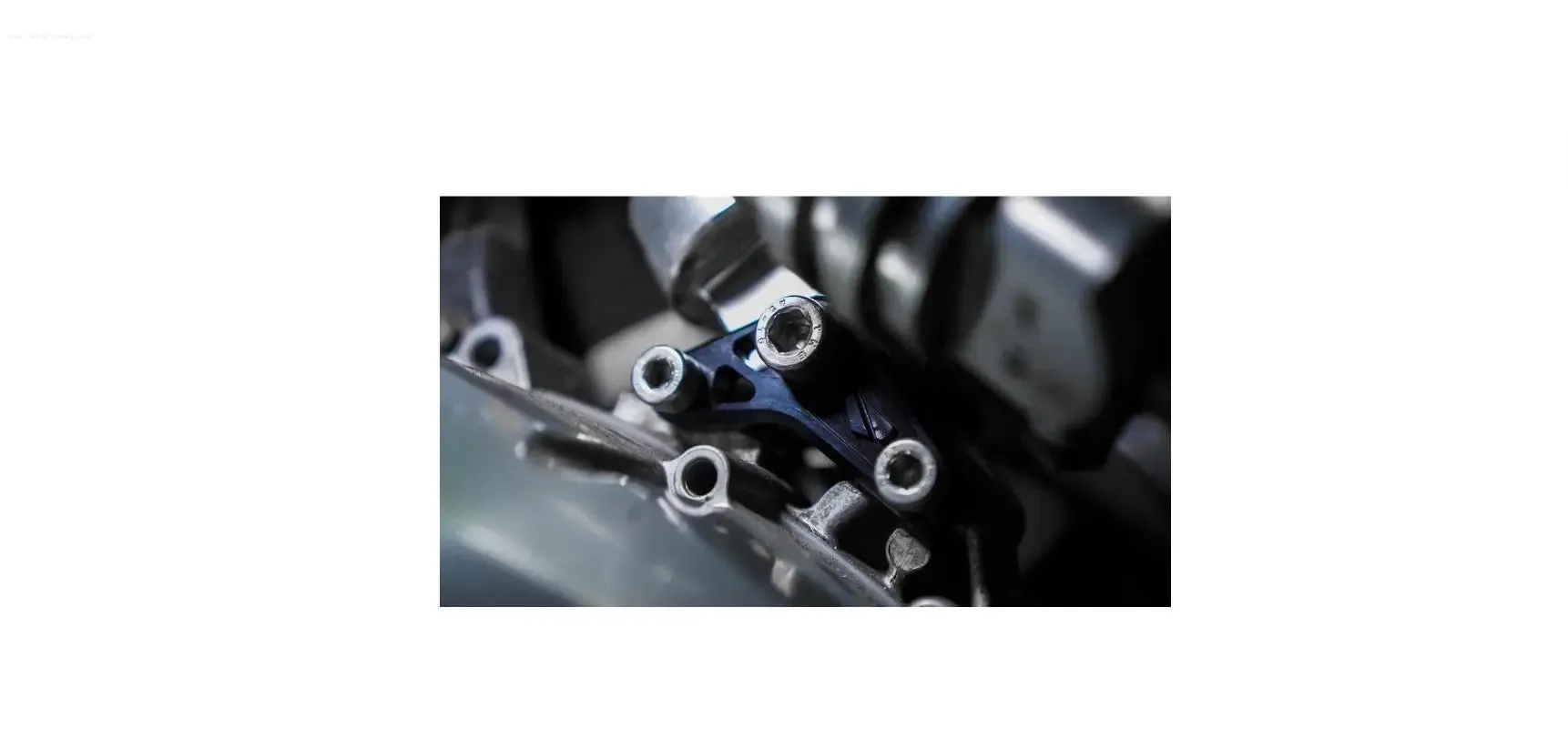 Height Reducer Kit FABRICA 2cm | Vespa Primavera/ Sprint 125-150cc i.e. 3V 4T AC