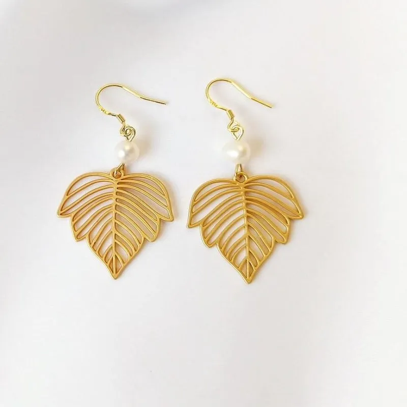 just-lil-things-drop-earrings-gold-jlt9055