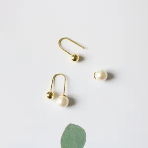 just-lil-things-gold-earring-pin-earring-jlt10286