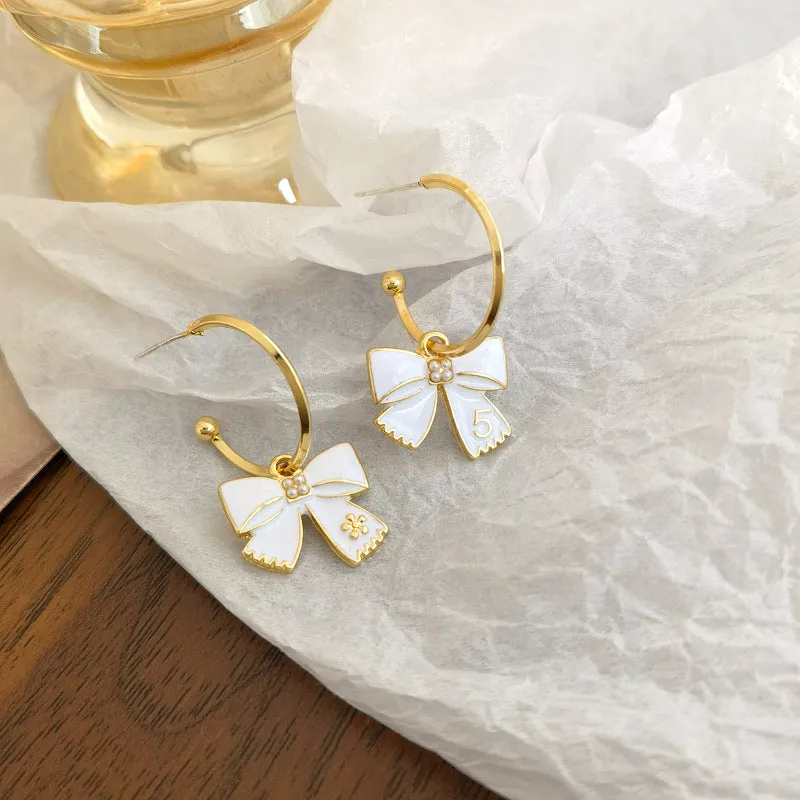 just-lil-things-white-pin-earrings-jlt11072