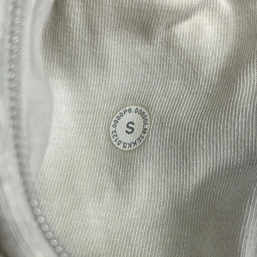 Lululemon Men's Sweatshirt Size Small
