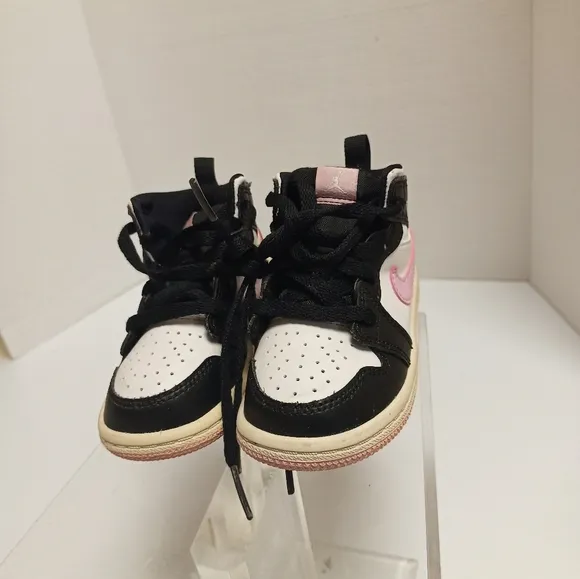Nike Jordan 1 Mid White Light Arctic Pink Black Kid Preschool AT4612-103 Sz 6c