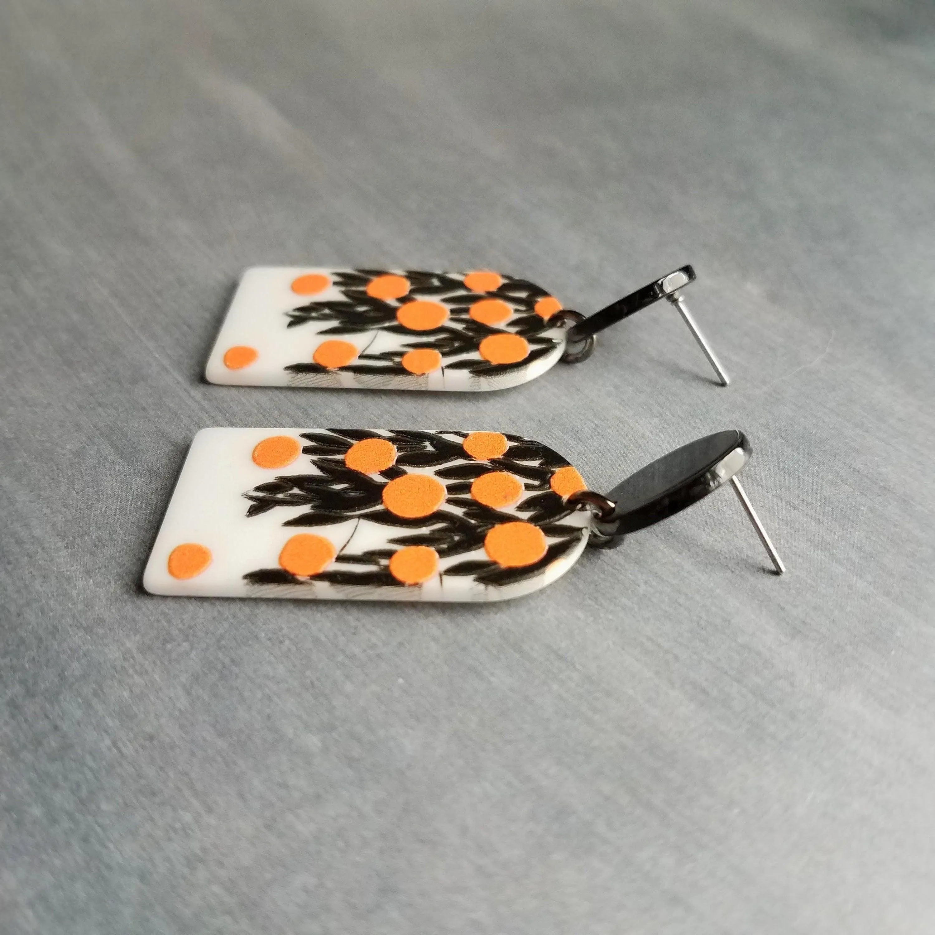 Orange Fruit Earrings, thick acrylic earring, large earring, chunky plastic earring, 80s earring, oranges earring, matte black leaves, tree