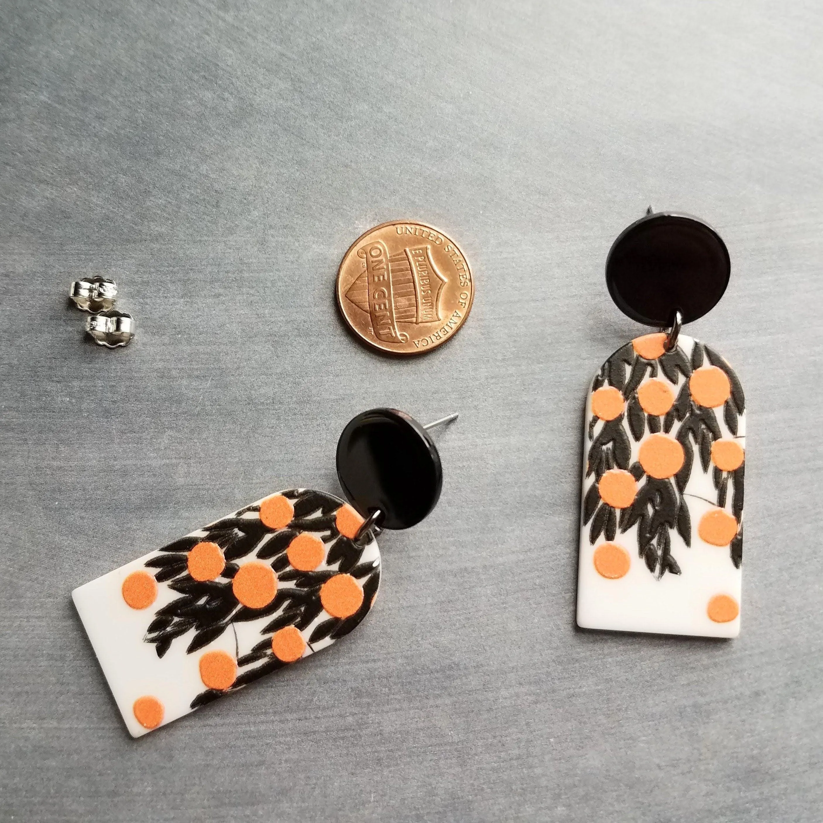 Orange Fruit Earrings, thick acrylic earring, large earring, chunky plastic earring, 80s earring, oranges earring, matte black leaves, tree