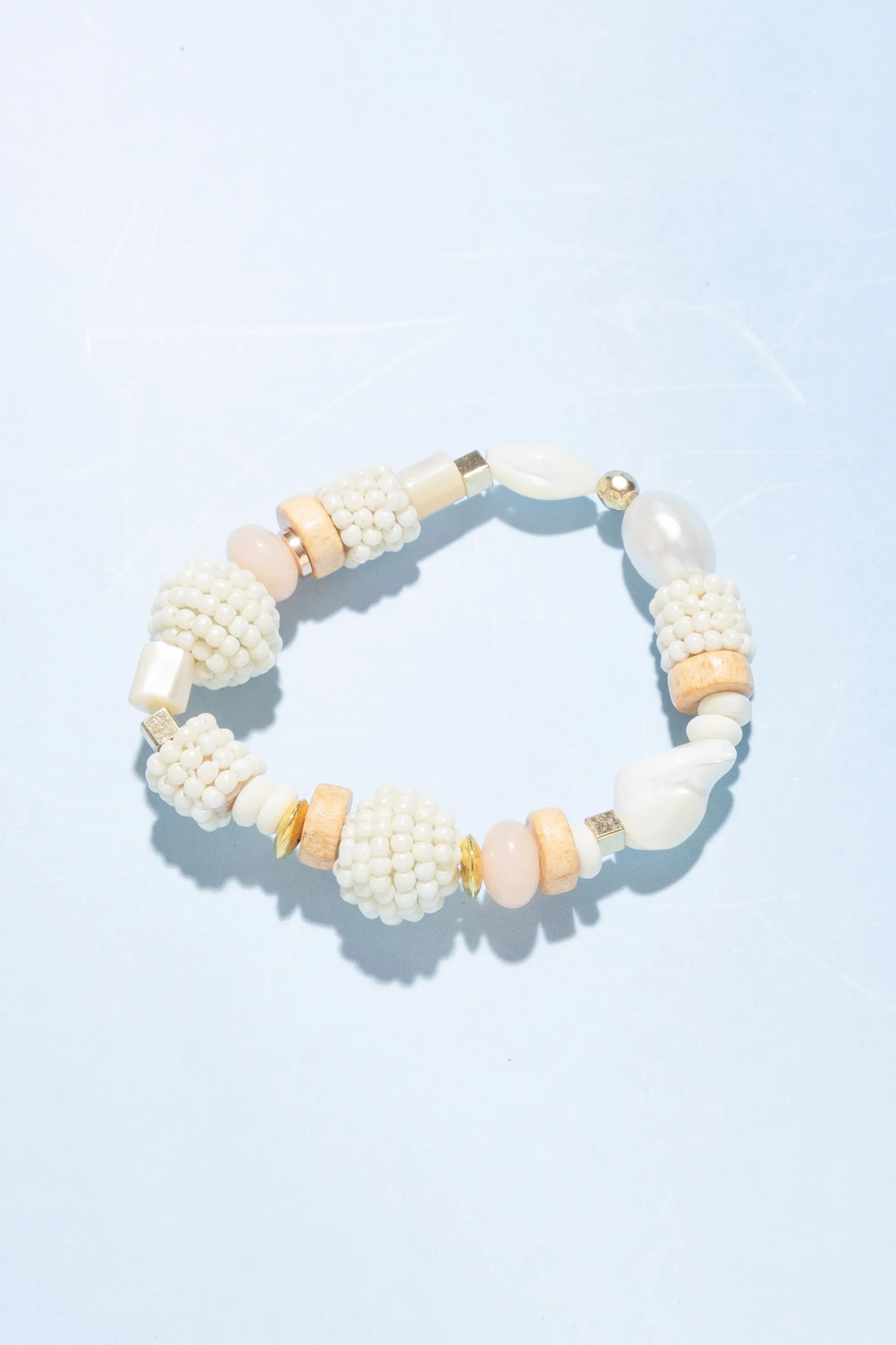 Sara Kid White Bead Bracelet