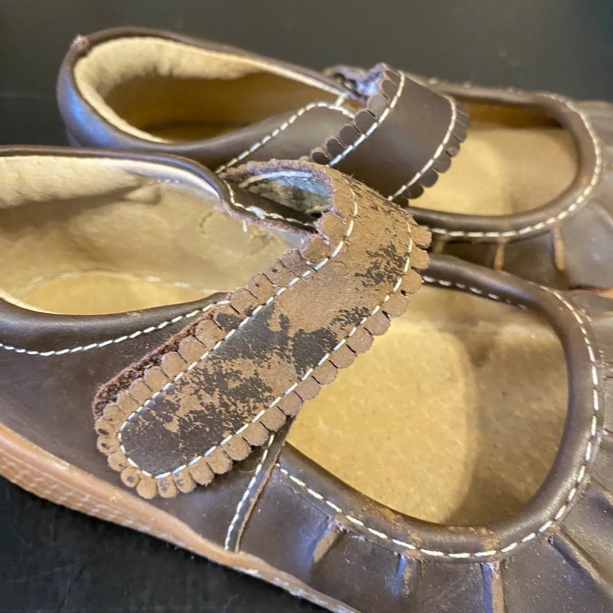 Size 10 Livie and Luca brown Ruche classic leather Mary Janes