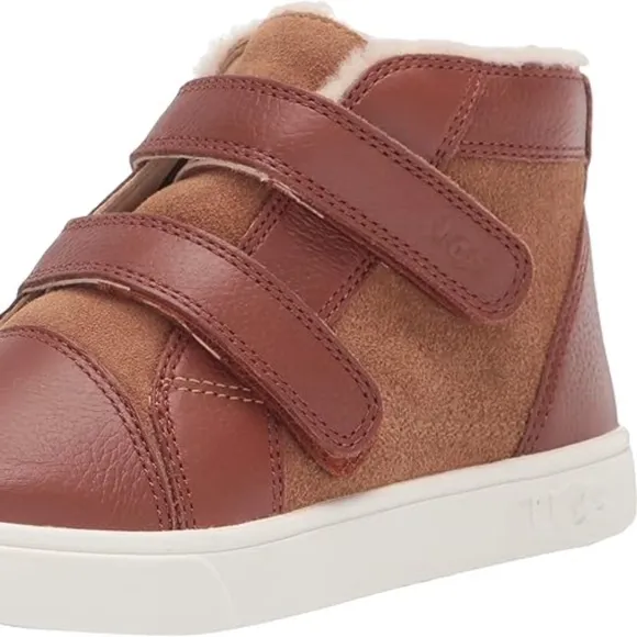 UGG Big Kids' Rennon II Chestnut Size 2 (EU 33.5) with box