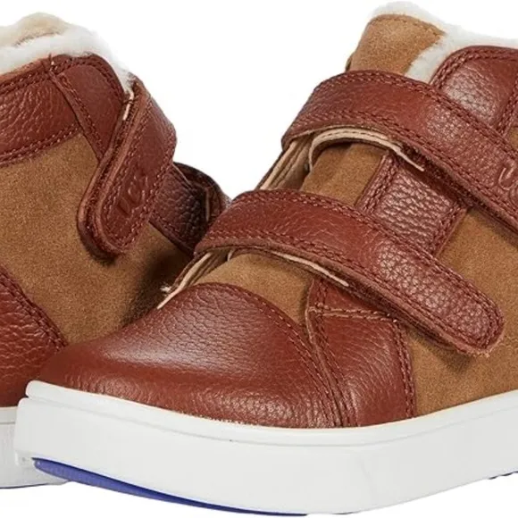 UGG Big Kids' Rennon II Chestnut Size 2 (EU 33.5) with box